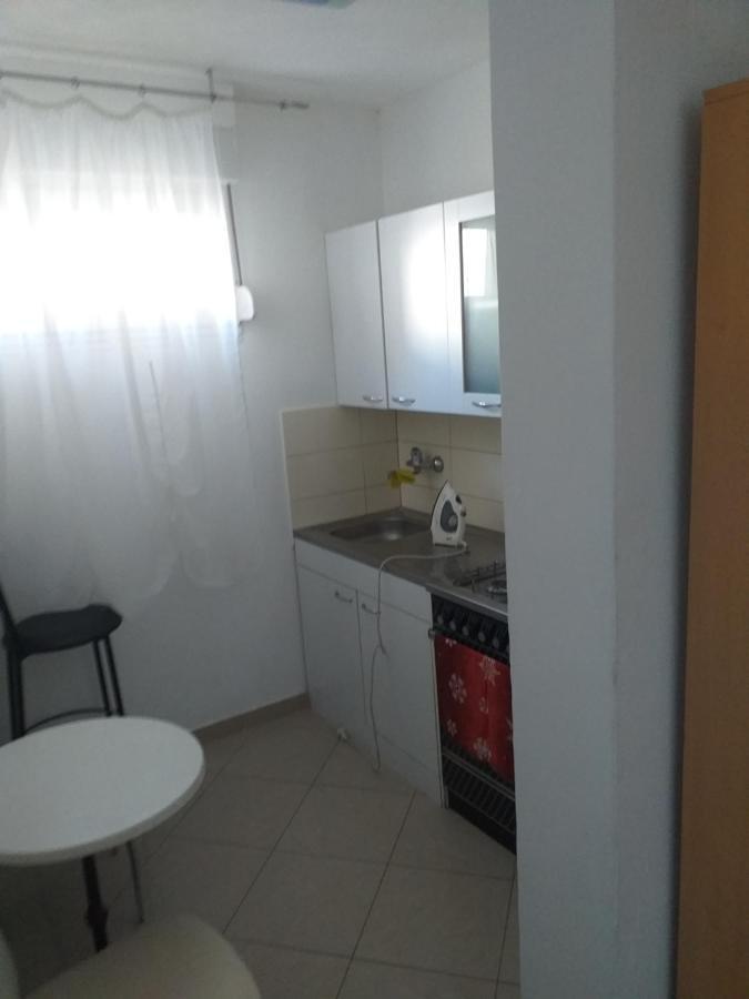 Studio Apartment Ema Спліт Екстер'єр фото