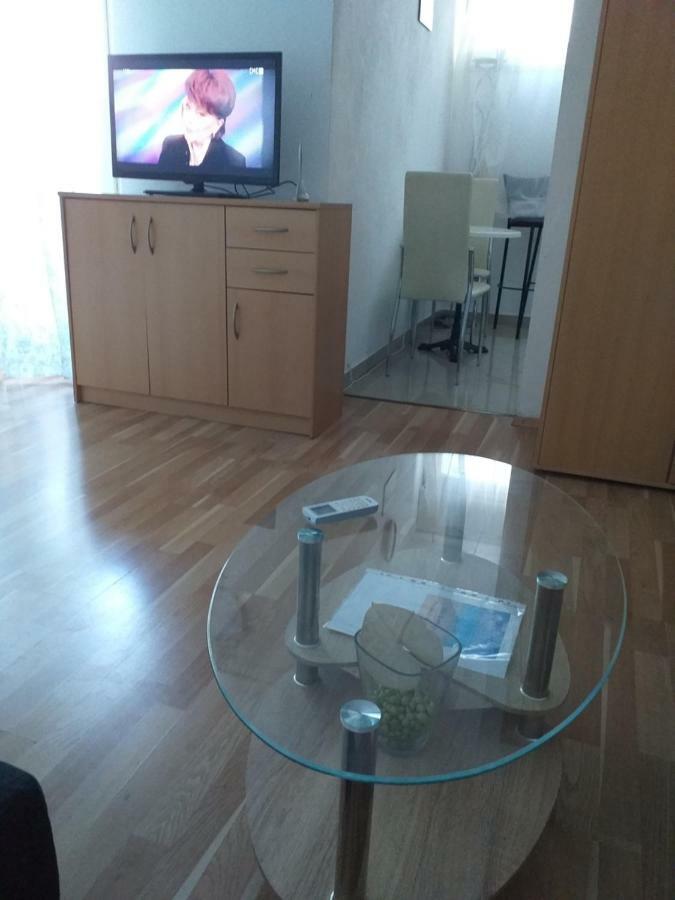 Studio Apartment Ema Спліт Екстер'єр фото